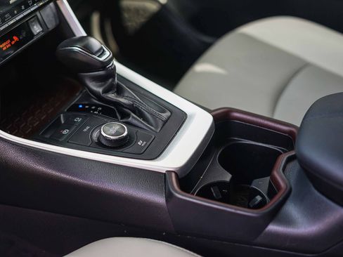 Certified 2019 Toyota RAV4 Limited w/ Carpet Mat Package image 24