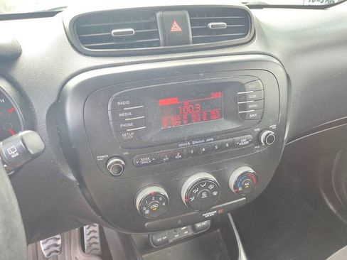 Used 2015 Kia Soul FWD image 20