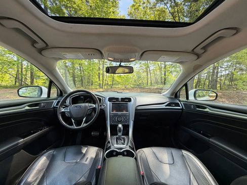 Used 2014 Ford Fusion Titanium FWD image 27