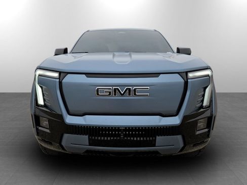 Used 2025 GMC Sierra EV Denali image 4