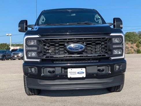 Certified 2024 Ford F250 Lariat w/ Lariat Ultimate Package AWD/4WD image 3