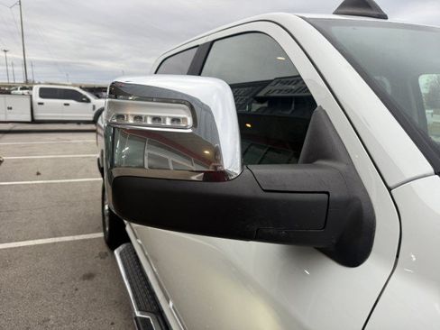 Used 2024 RAM 2500 Laramie AWD/4WD image 25