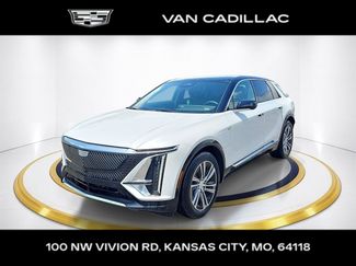 Certified 2025 Cadillac Lyriq Luxury w/ LPO, Floor Liner Package AWD/4WD video 1