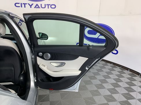 Used 2017 Mercedes-Benz C 300 4MATIC Sedan image 36