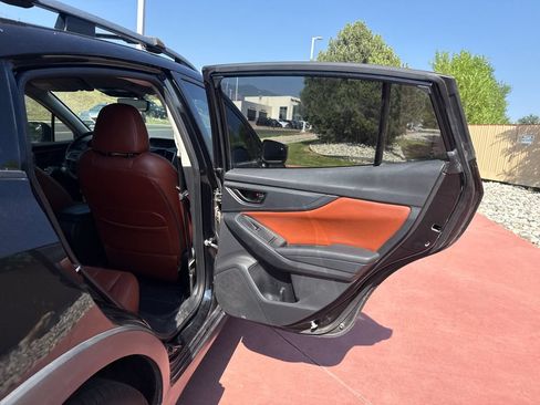 Used 2019 Subaru Crosstrek 2.0i Premium AWD/4WD image 23