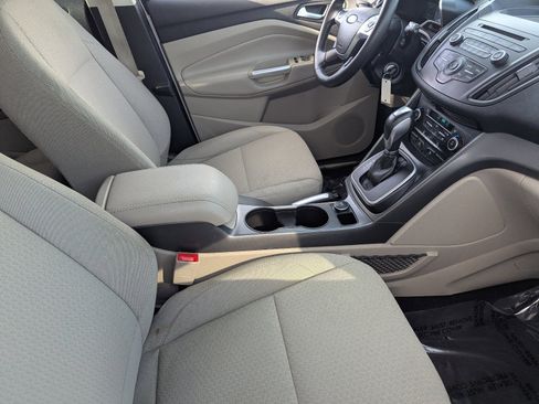 Used 2017 Ford C-MAX SE w/ Cargo Management Package image 11