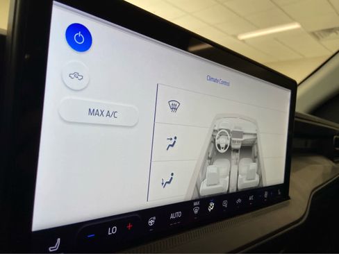 New 2025 Ford Maverick XLT w/ XLT Luxury Package image 24