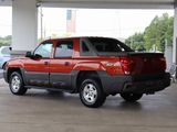 Used 2003 Chevrolet Avalanche 4x4 w/ Suspension Package, Off-Road image 3
