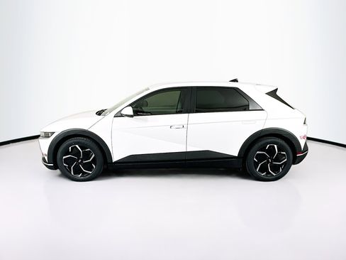 Used 2024 Hyundai Ioniq 5 SEL RWD image 4