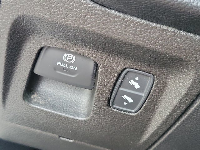 Used 2019 RAM 1500 Big Horn AWD/4WD image 10