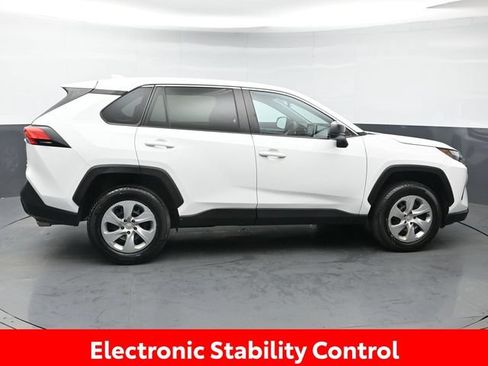 Certified 2023 Toyota RAV4 LE AWD/4WD image 8