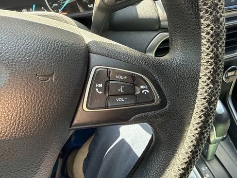 Used 2021 Ford EcoSport SE w/ SE Convenience Package FWD image 11