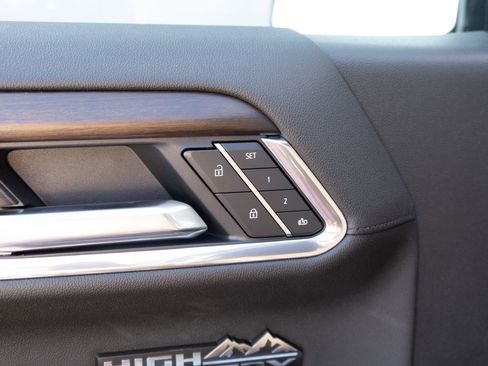 New 2026 Chevrolet Silverado 1500 High Country AWD/4WD image 17