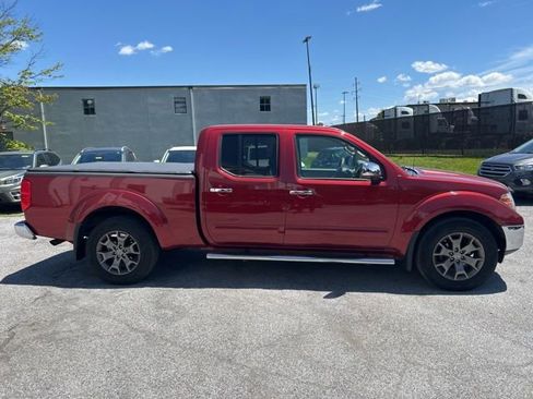 Used 2014 Nissan Frontier SL AWD/4WD image 3