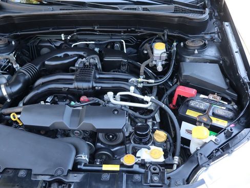 Used 2013 Subaru Forester 2.5X Premium w/ Popular Pkg 2 AWD/4WD image 41