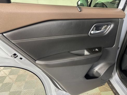 Used 2021 Nissan Rogue SL FWD image 23