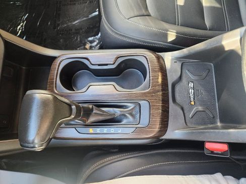 Used 2017 GMC Canyon Denali image 19