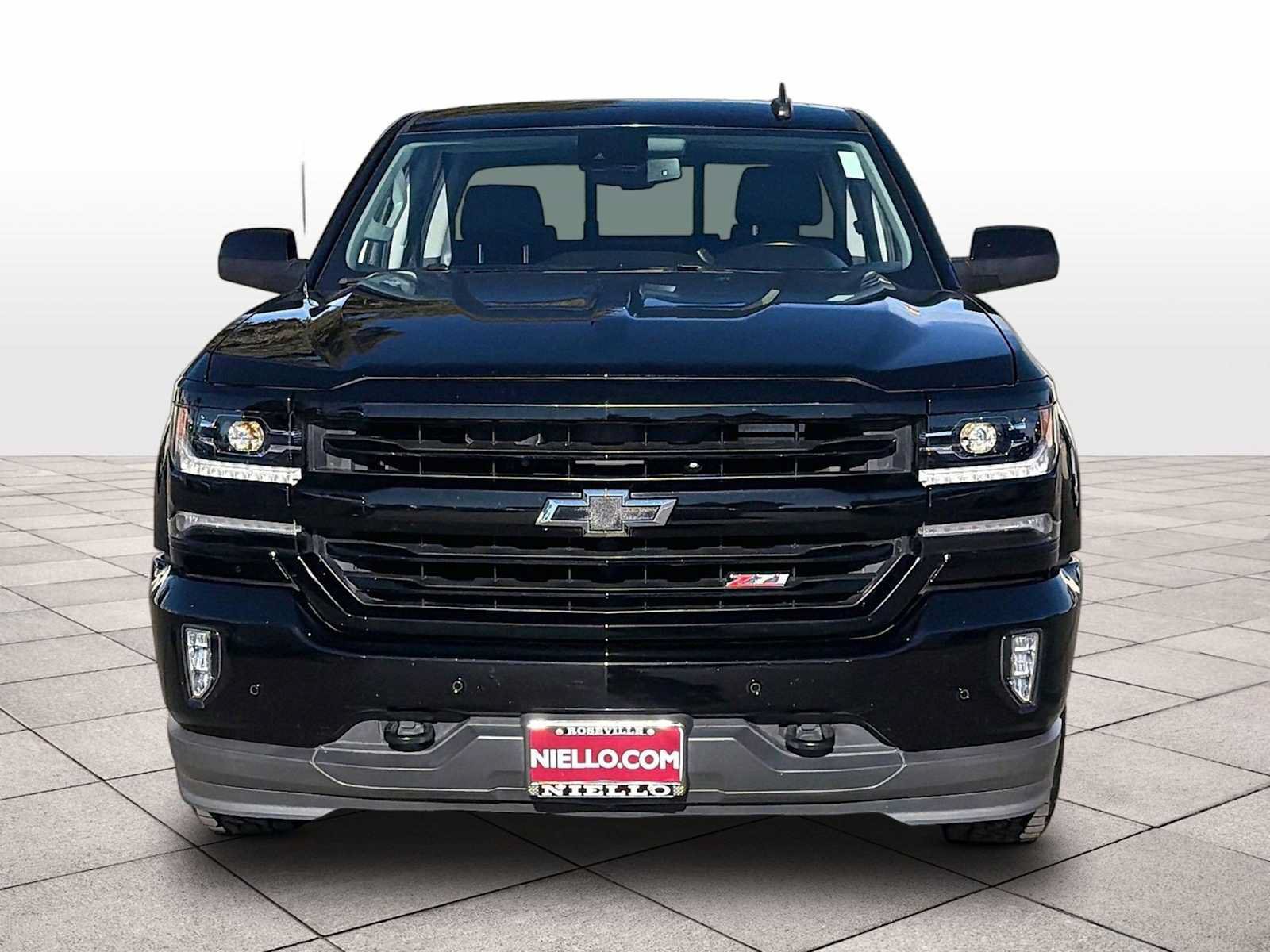 Used 2018 Chevrolet Silverado 1500 LTZ Z71 w/ LTZ Plus Package AWD/4WD image 8