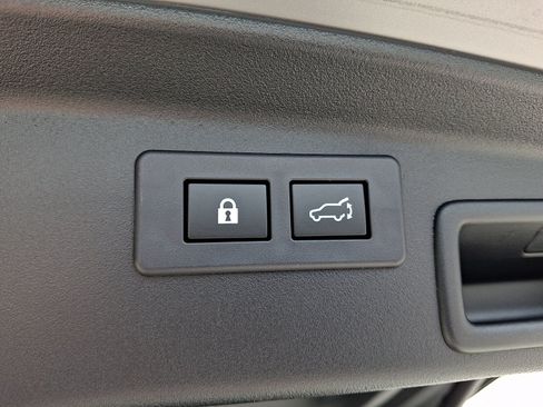 Certified 2026 Subaru Outback Premium AWD/4WD image 28