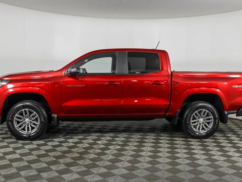 Used 2024 Chevrolet Colorado LT w/ LPO, Pro Essentials Package AWD/4WD image 20