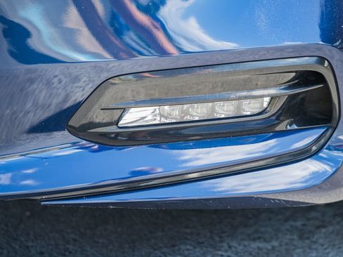 Used 2018 Honda Accord Touring image 13