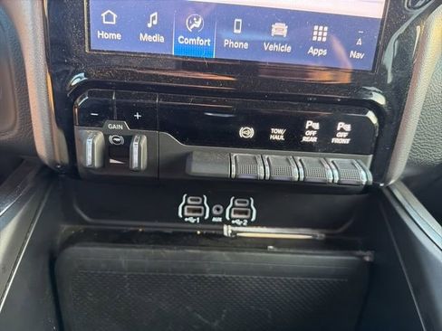 Used 2025 RAM 3500 Lone Star AWD/4WD image 24