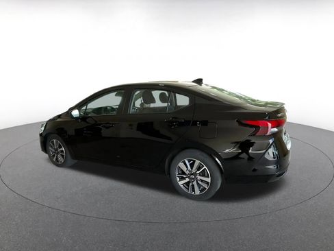 Used 2025 Nissan Versa SV image 10