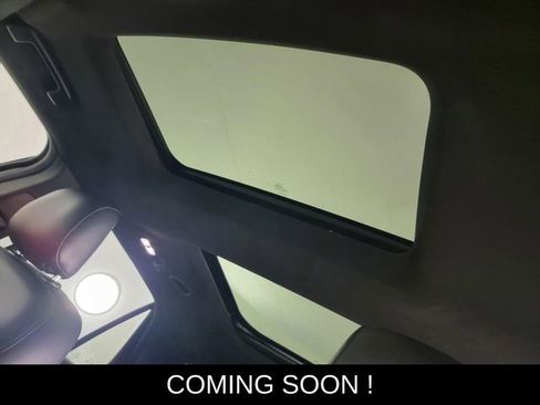Used 2019 Ford Explorer XLT w/ Equipment Group 202A AWD/4WD image 34