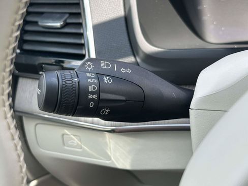 Certified 2023 Volvo XC90 B6 Plus w/ Protection Package Premier AWD/4WD image 28