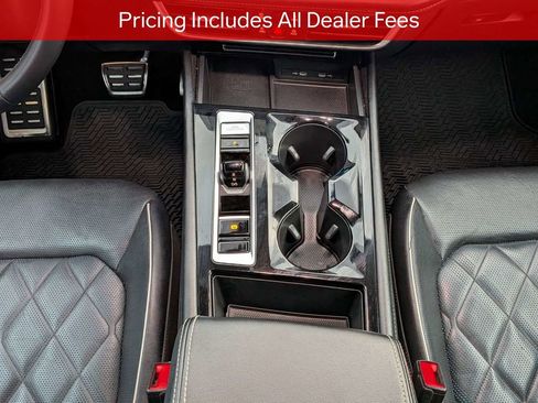 Used 2024 Volkswagen Atlas Cross Sport SEL Premium R-Line AWD/4WD image 19