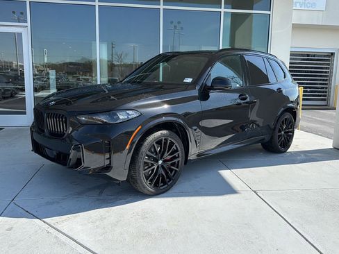 New 2026 BMW X5 sDrive40i w/ M Sport Package image 1