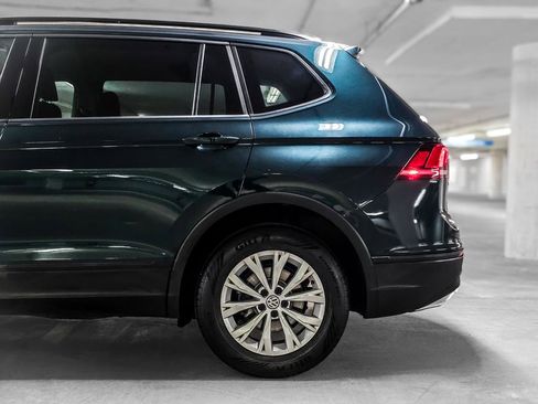 Used 2019 Volkswagen Tiguan S w/ Driver Assistance Package AWD/4WD image 17