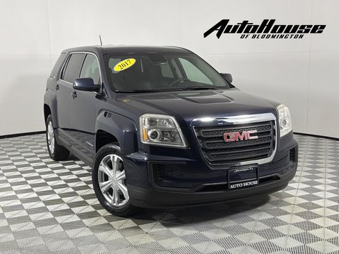 Used 2017 GMC Terrain SLE FWD image 1