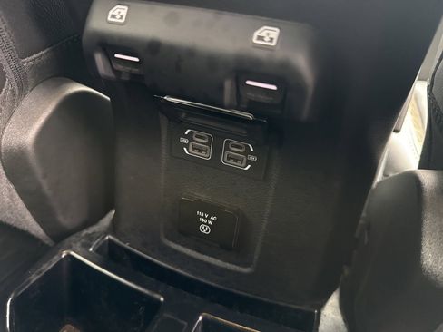 Used 2021 Jeep Wrangler Unlimited Sahara image 19