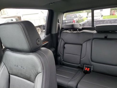 Used 2025 GMC Sierra 1500 Denali AWD/4WD image 14