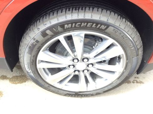 New 2025 Cadillac XT5 Premium Luxury w/ Technology Package image 24