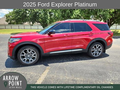 Used 2025 Ford Explorer Platinum w/ Ultimate Package AWD/4WD image 7