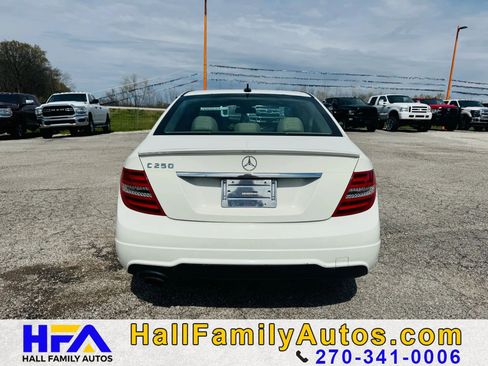 Used 2012 Mercedes-Benz C 250 Sedan image 4