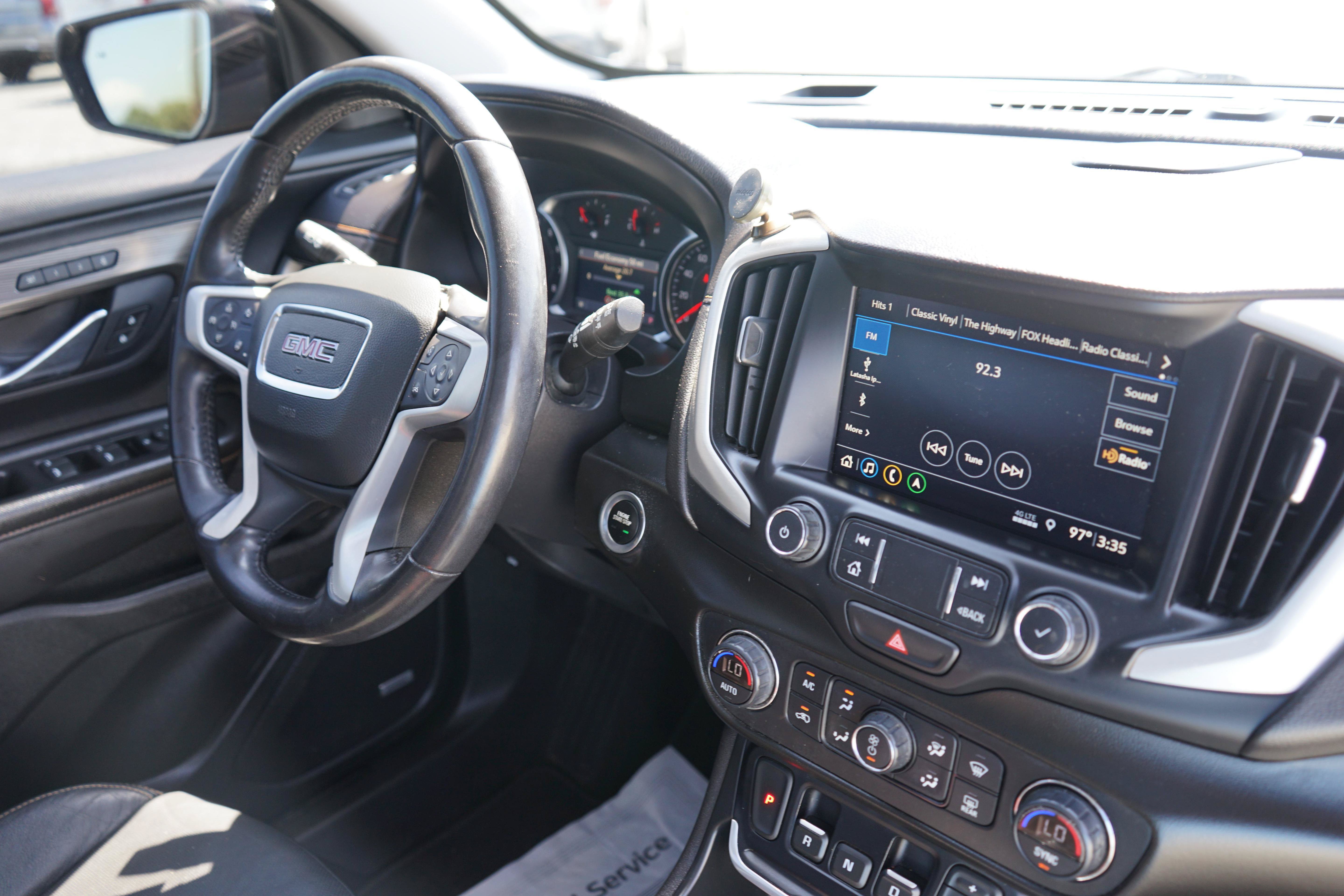 Used 2020 GMC Terrain SLT w/ Preferred Package FWD image 28