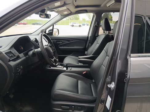 Used 2022 Honda Pilot Touring image 7