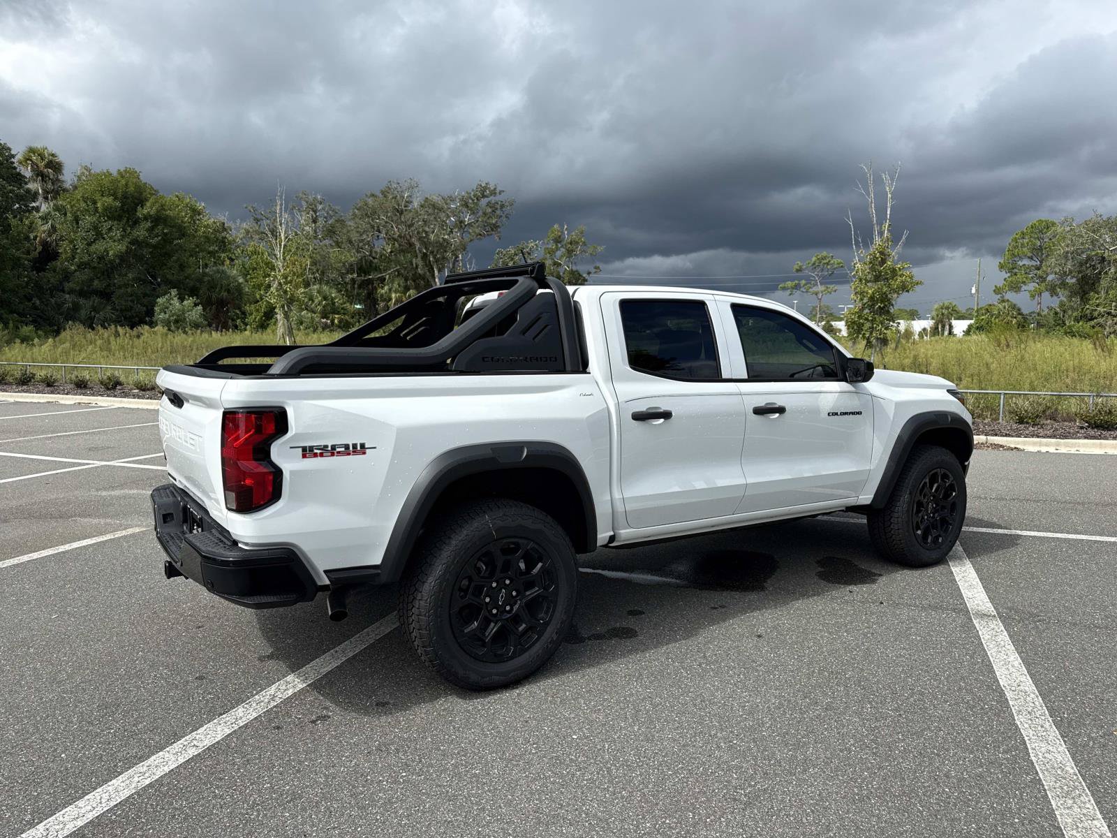 New 2026 Chevrolet Colorado Trail Boss w/ Midnight Edition AWD/4WD image 3