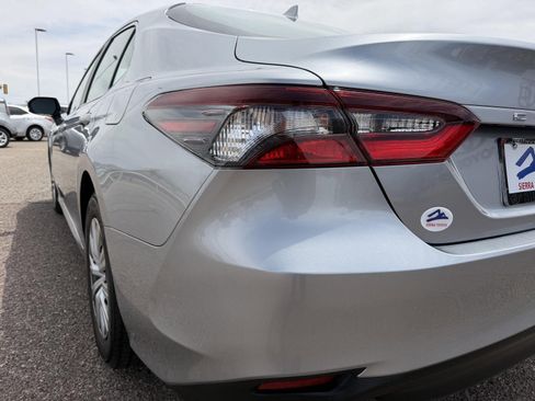 Used 2024 Toyota Camry LE image 13