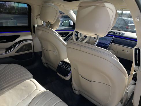 Used 2022 Mercedes-Benz S 580 4MATIC Sedan image 49