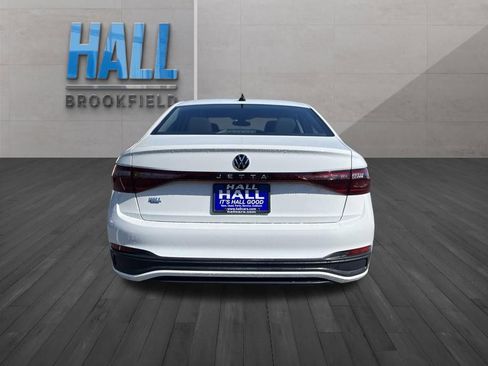 Used 2025 Volkswagen Jetta S FWD image 5