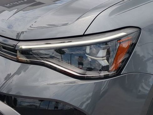 Certified 2025 Volkswagen Taos S FWD image 6