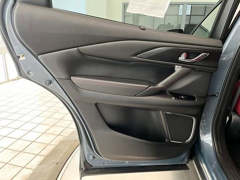 Used 2023 MAZDA CX-9 Carbon Edition image 16