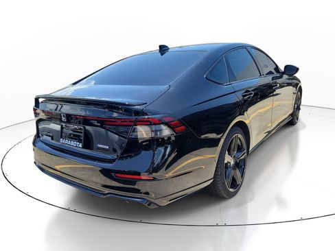 Used 2024 Honda Accord Sport image 5