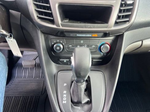 Used 2020 Ford Transit Connect XL image 17
