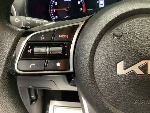 Certified 2023 Kia Forte LXS image 14