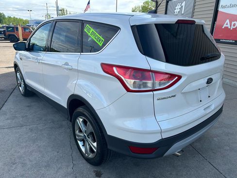 Used 2015 Ford Escape SE FWD image 7